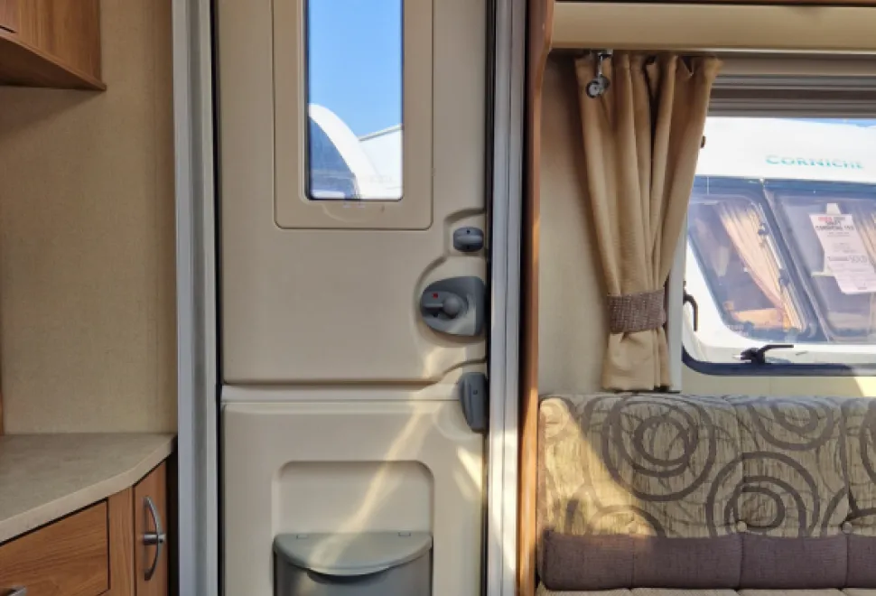 Swift Challenger 570 2011