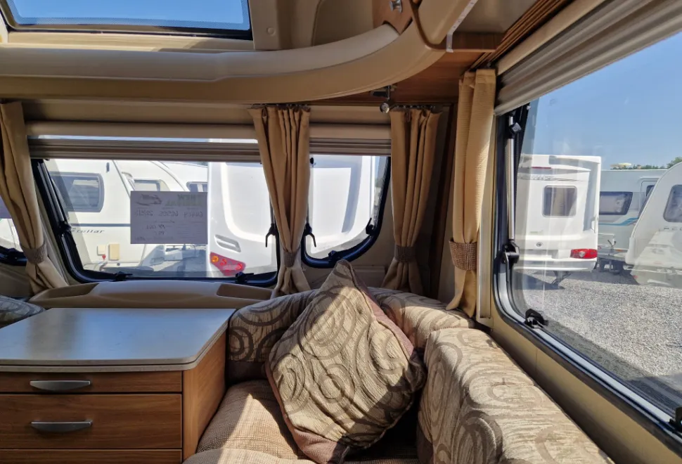 Swift Challenger 570 2011