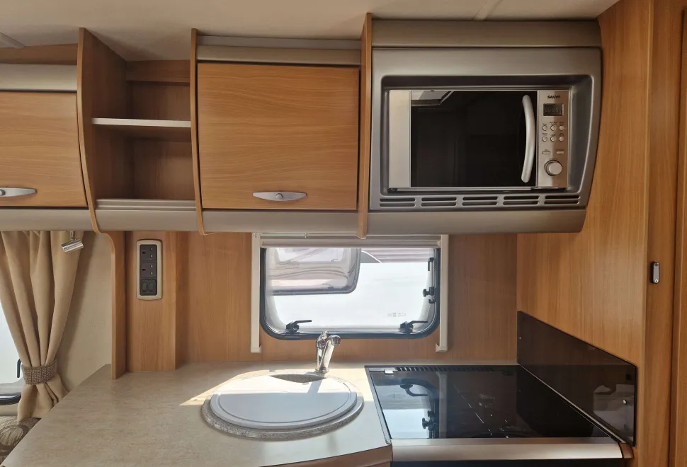Swift Challenger 570 2010
