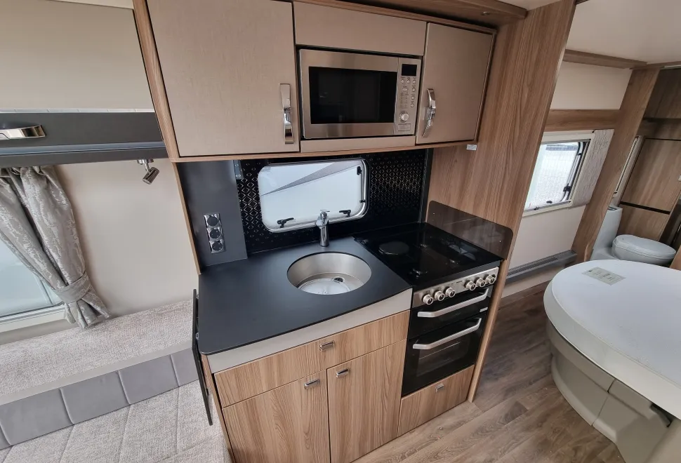 Swift Elegance 580 2021