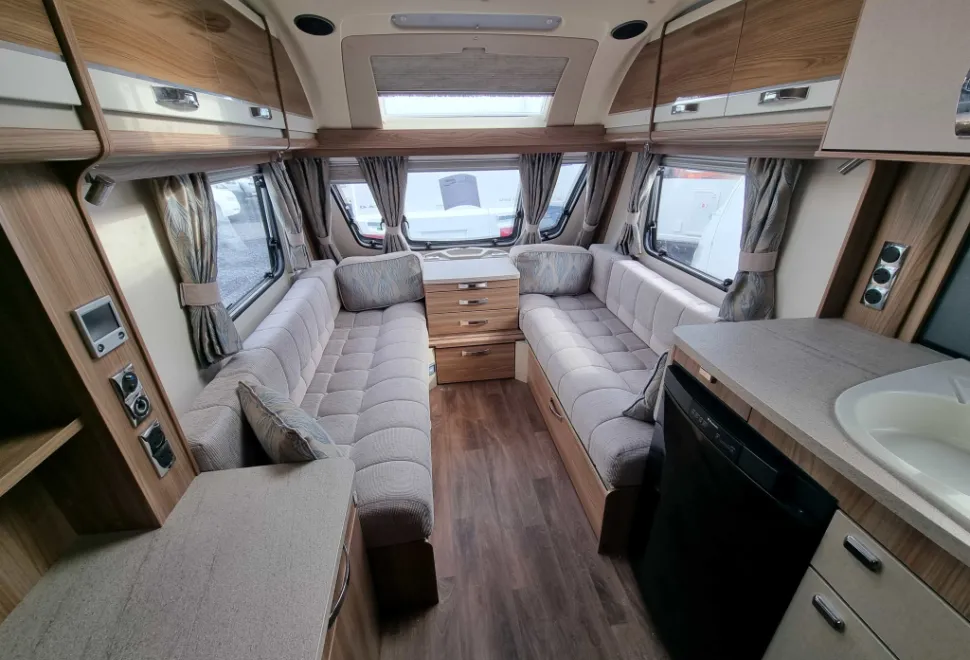 Swift  Challenger SE 480 2015