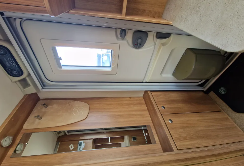Bessacarr  Cameo 495SL 2011