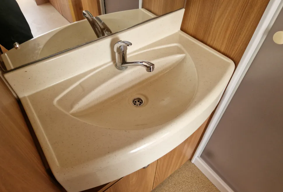 Bessacarr  Cameo 495SL 2011