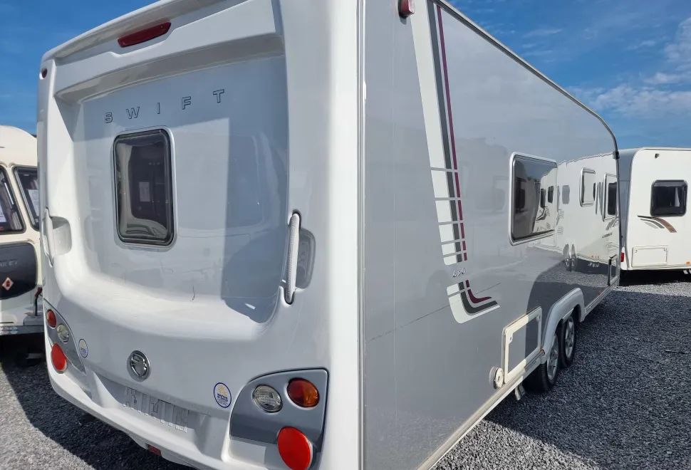 Swift Conqueror 630 2008