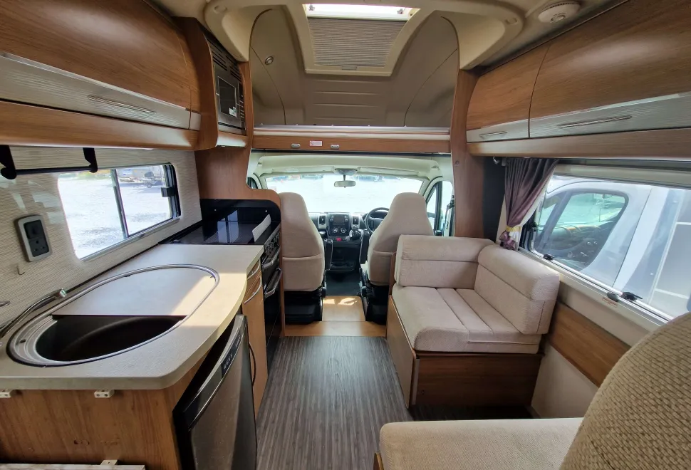 Auto-Trail Apache 700 2015