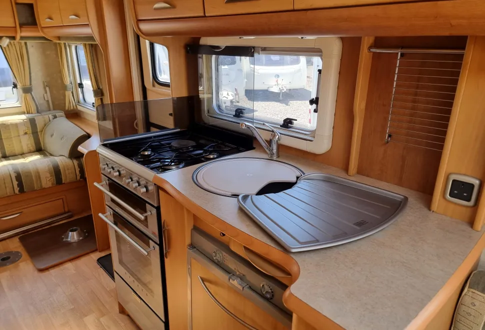Swift Challenger 490L 2005