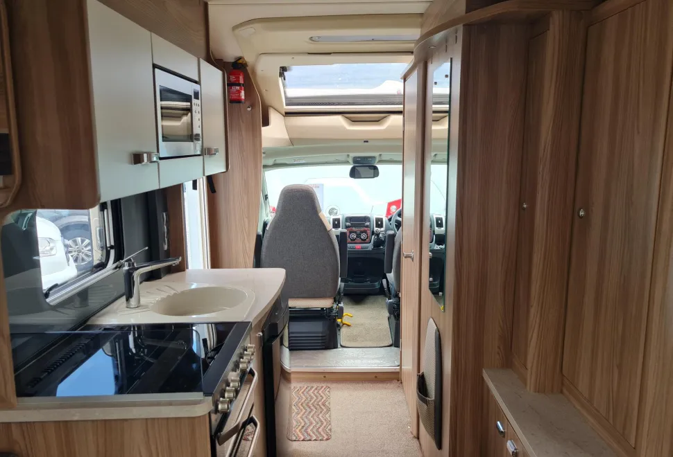 Bessacarr  E462 2015