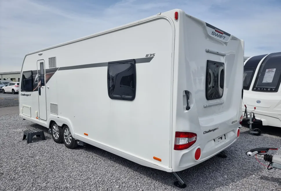 Swift Challenger X 835 2022