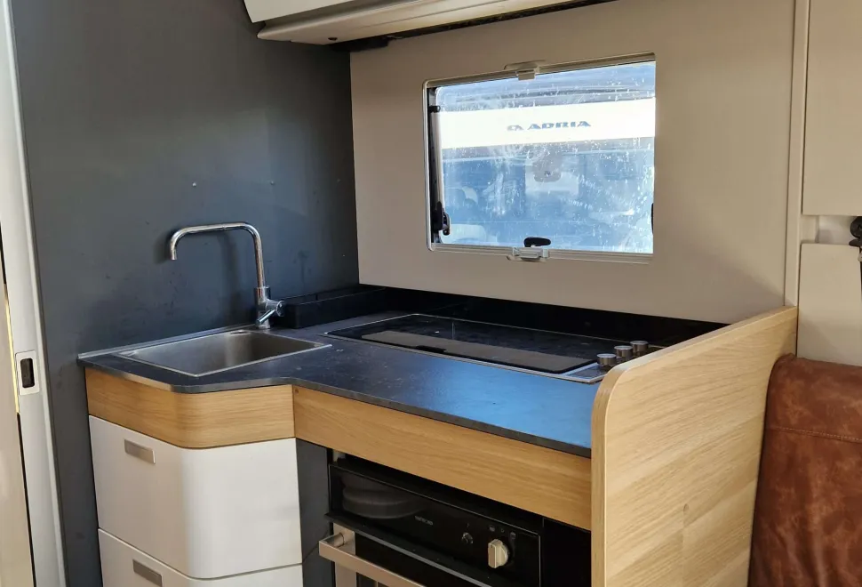 Adria Matrix Plus 600 DT 2021