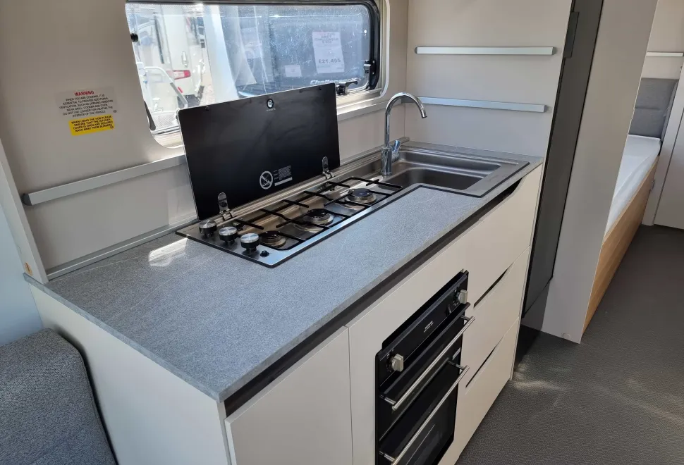 Adria Adora Seine 2021
