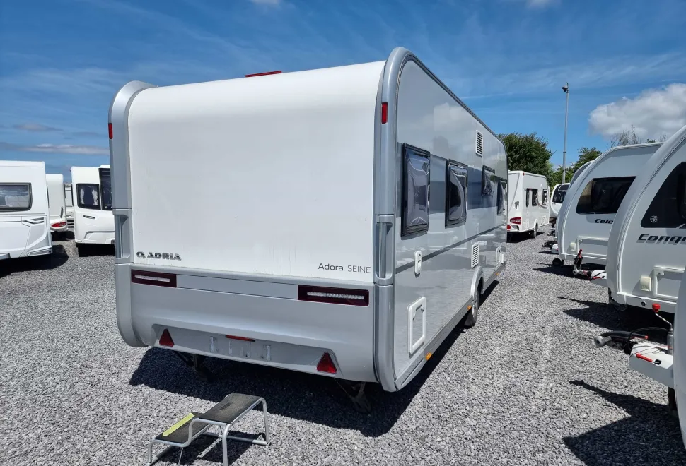 Adria Adora Seine 2021