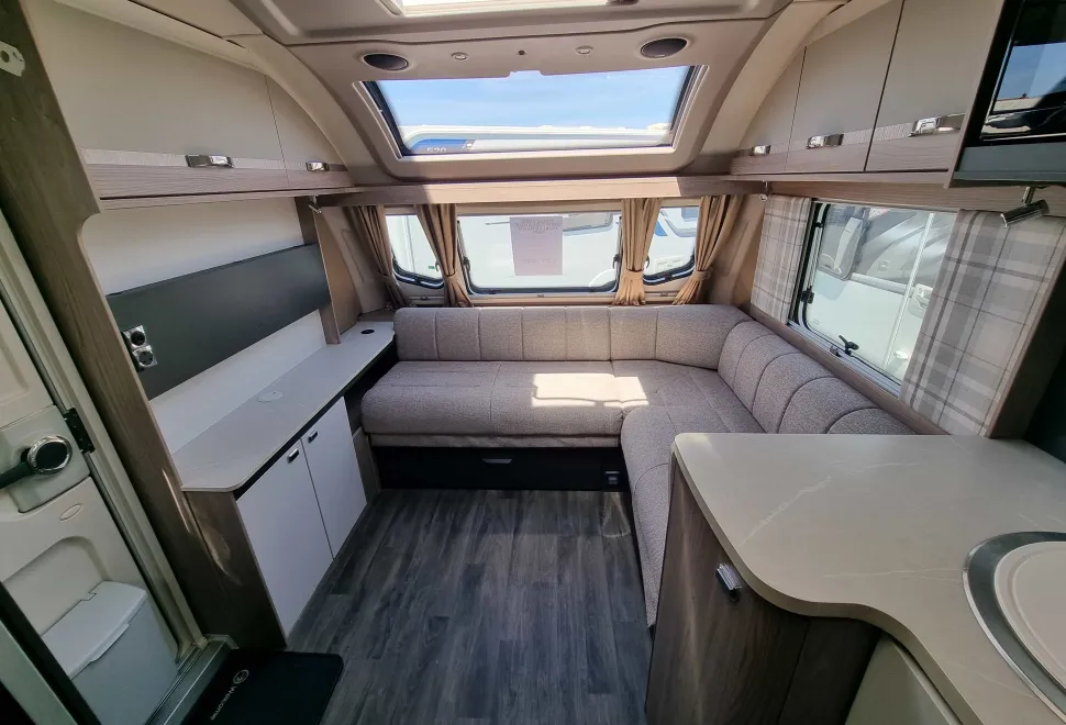 Swift  Challenger Grande 560 L SE 2025