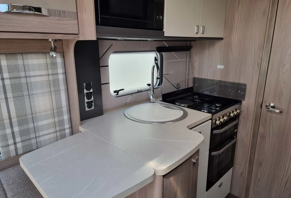 Swift  Challenger Grande 560 L SE 2025