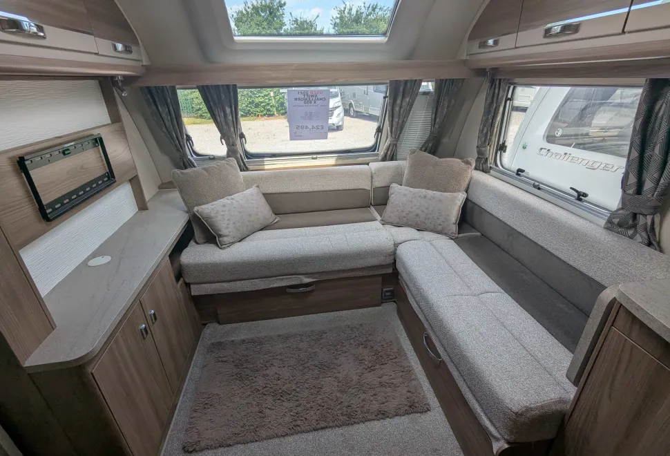 Swift Challenger X 850 2021