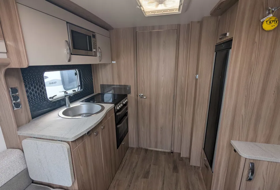 Swift Challenger X 850 2021