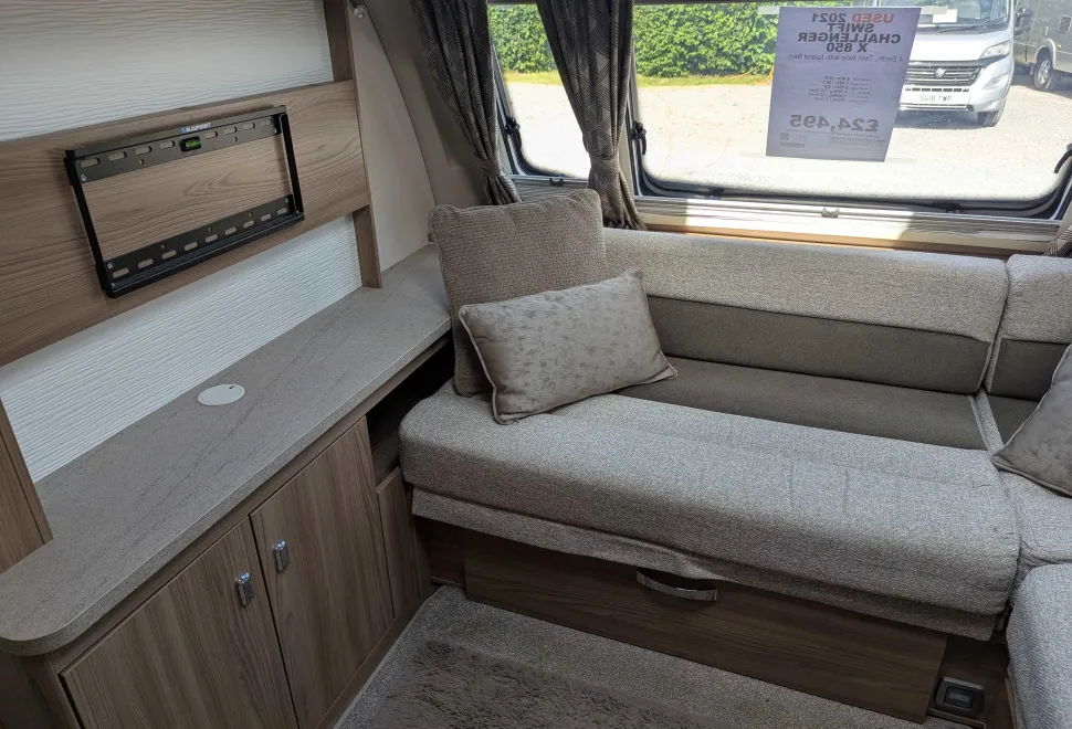 Swift Challenger X 850 2021