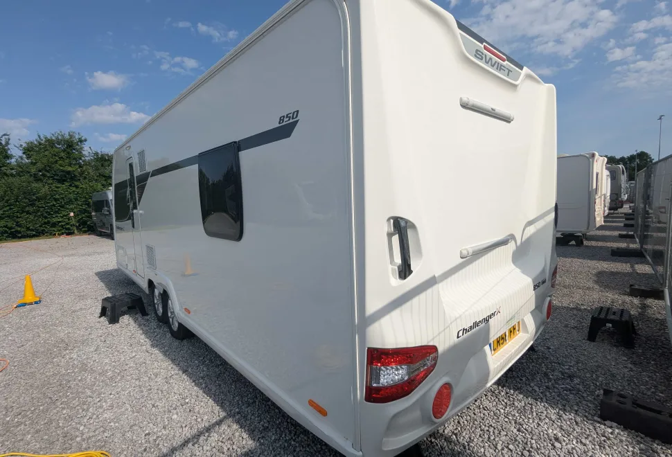 Swift Challenger X 850 2021