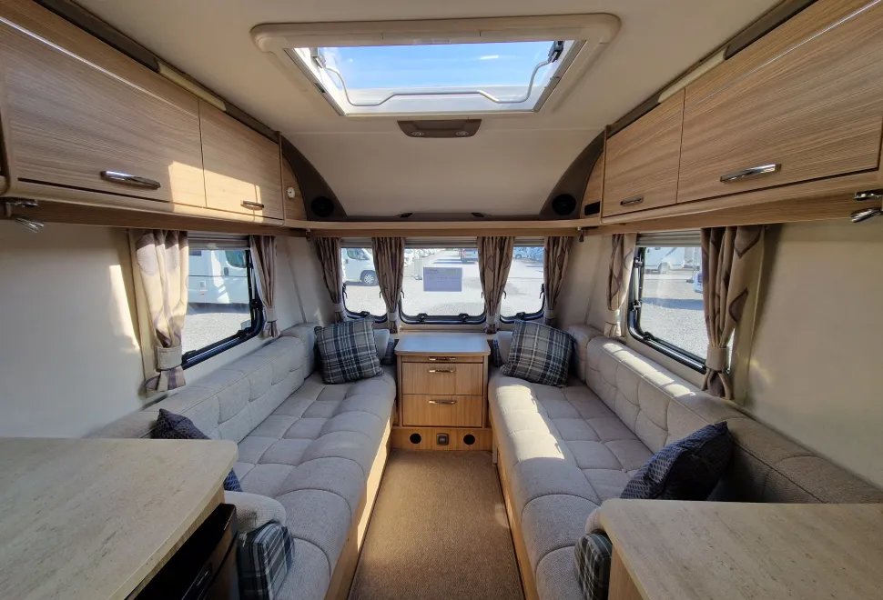 Coachman Vision Design Edition 520 2016