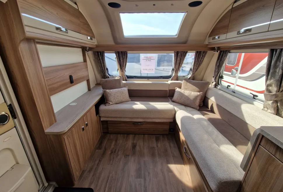 Swift Challenger X 850 2022