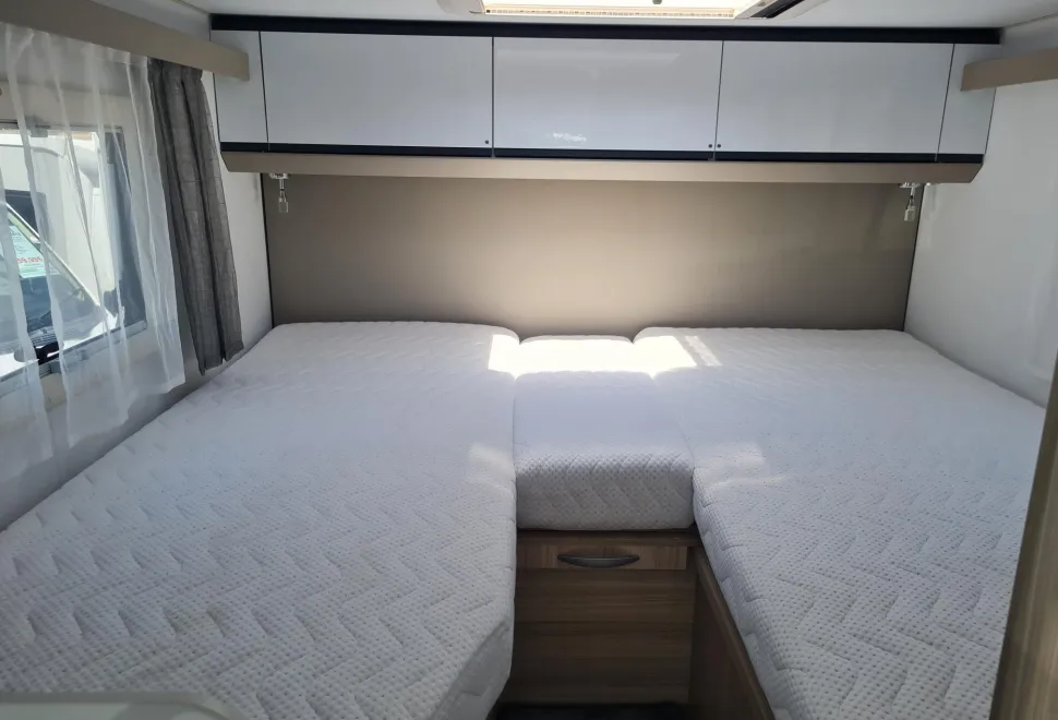 Adria Compact Supreme SL 2024