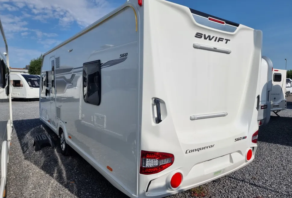 Swift Conqueror 560 2022