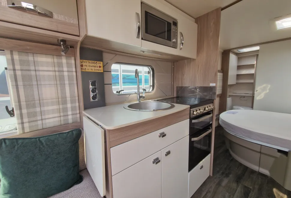 Swift Challenger Grande 580 2023