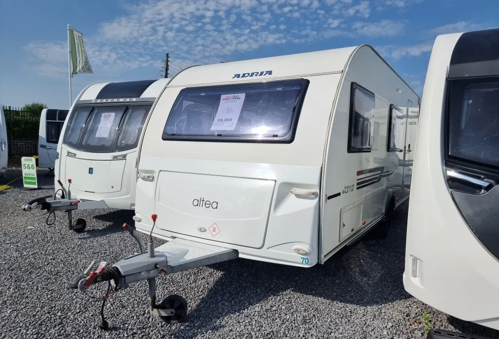 Adria Altea Tamar (542DT) 2013