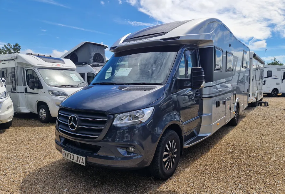 Adria Coral XL Plus 670 DL 2023