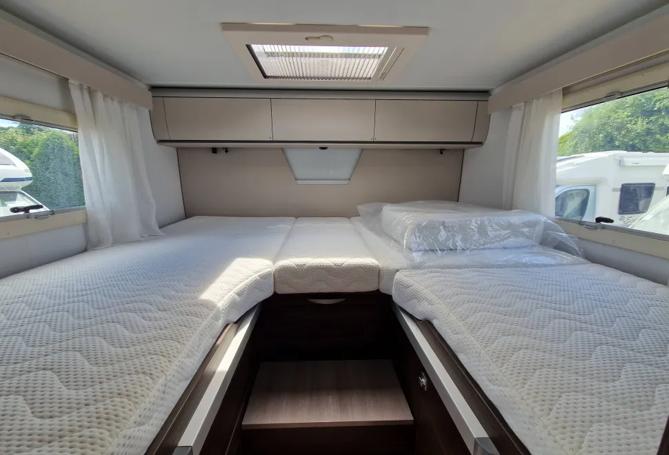 Adria Coral XL Plus 670 DL 2023