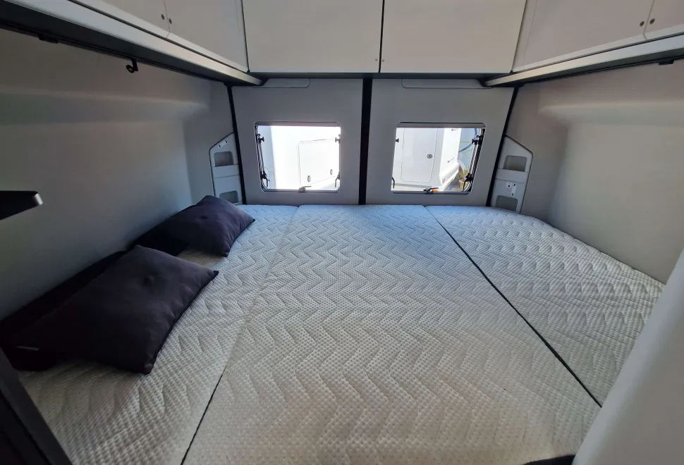 Adria  Twin Supreme 600 SPB 2025