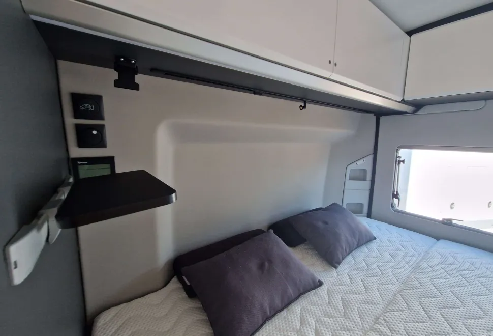 Adria  Twin Supreme 600 SPB 2025