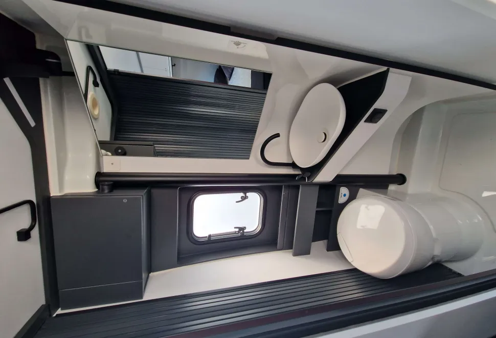 Adria  Twin Supreme 600 SPB 2025