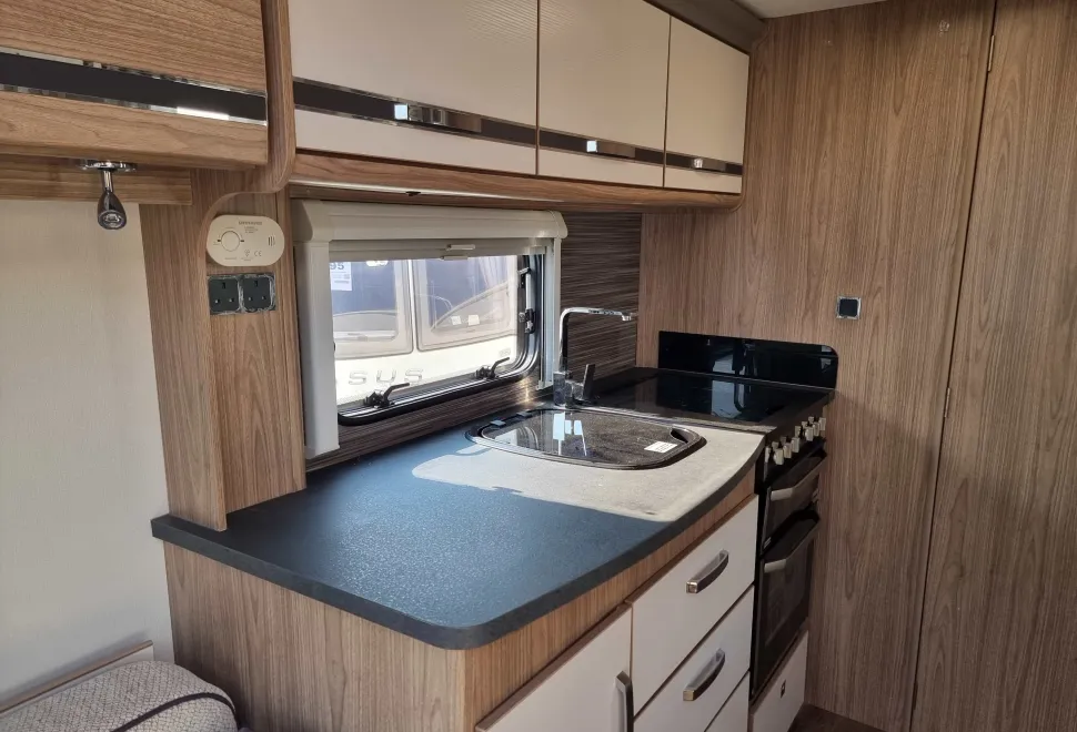 Coachman  VIP 460 2015