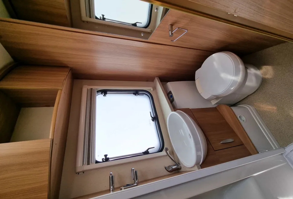 Swift Challenger 580 2011