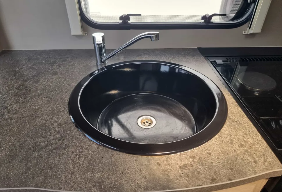 Elddis Avante 554 2018