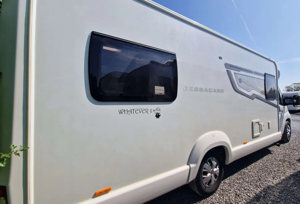 Bessacarr  400 494 2016