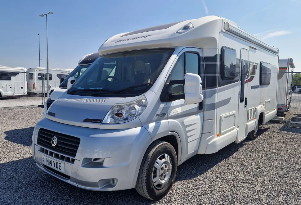 Swift Bolero 724FB 2012