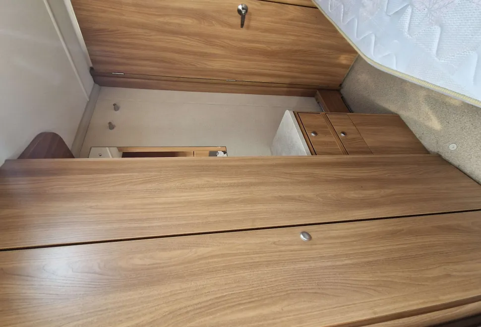 Swift Bolero 724FB 2012