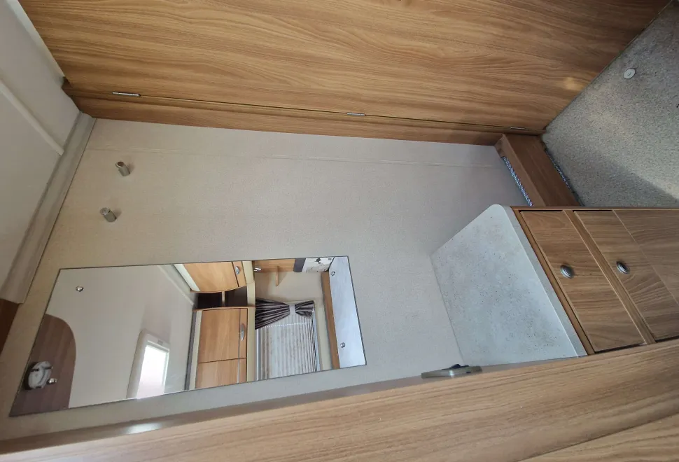 Swift Bolero 724FB 2012
