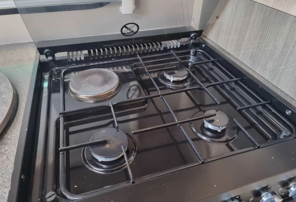 Elddis Chatsworth 550 2018