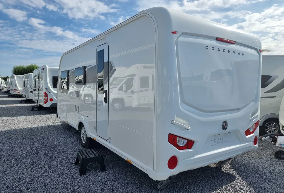 Coachman VIP 520 2025