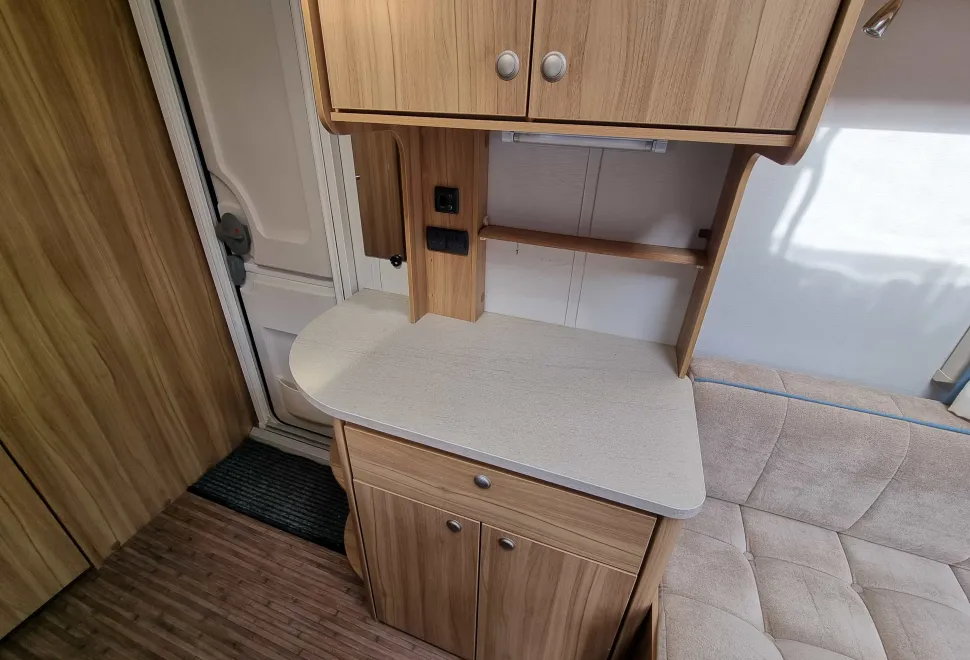 Elddis Xplore 402 2014