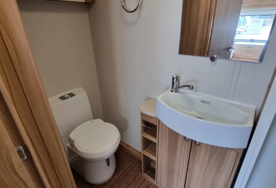 Elddis Xplore 402 2014