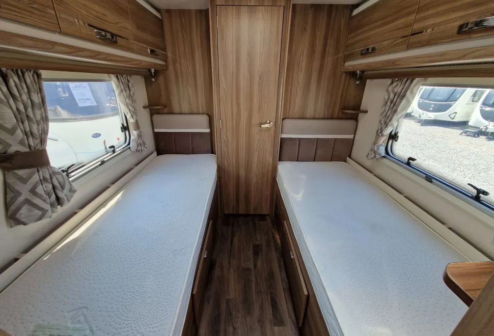 Swift Corniche 18/4 2019