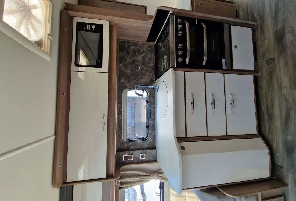 Coachman VIP 675 2024