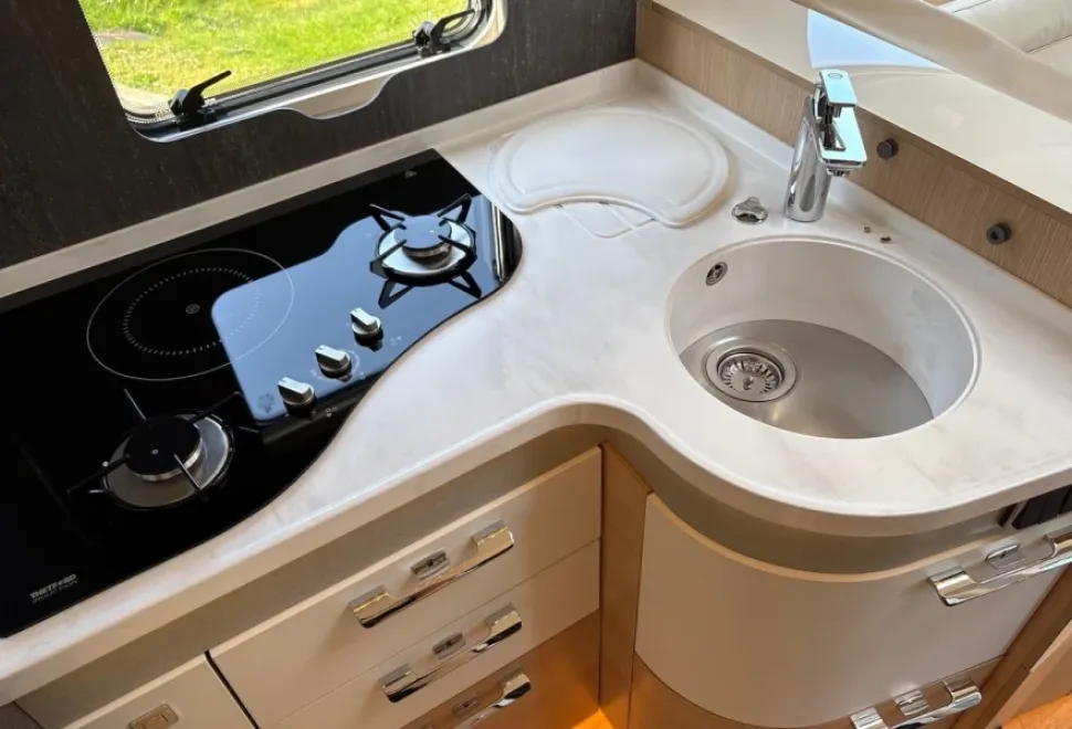 HYMER  B-Class MasterLine 