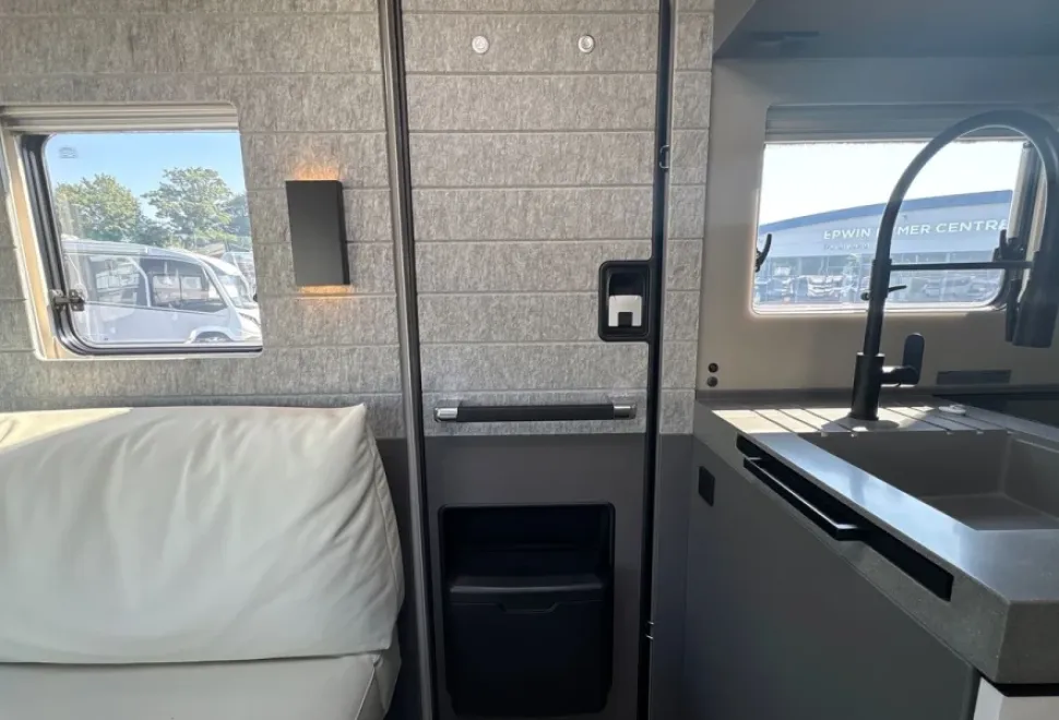 Niesmann and Bischoff  iSmove 