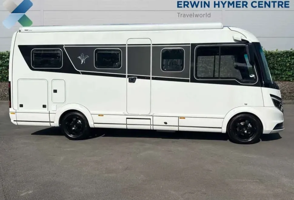 Niesmann and Bischoff  iSmove 2025