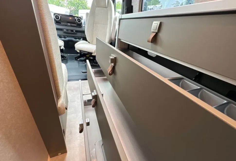 HYMER  Camper Van 