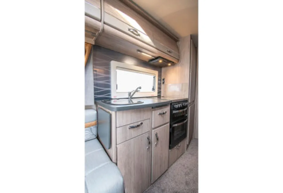 Auto-Sleeper Mercedes Benz Luxury Malvern 2024